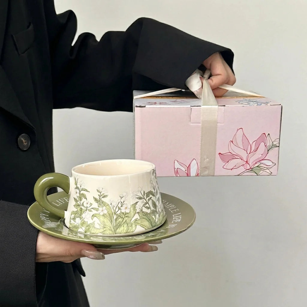 Vintage Botanical Ceramic Cup & Saucer Gift Set — Premium Teaware Collection