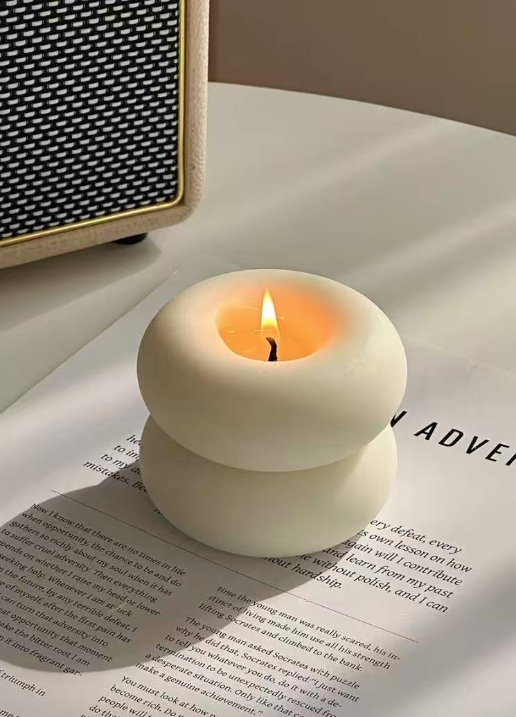 French Retro Donut Scented Candle - Handcrafted Soy & Beeswax Home Decor