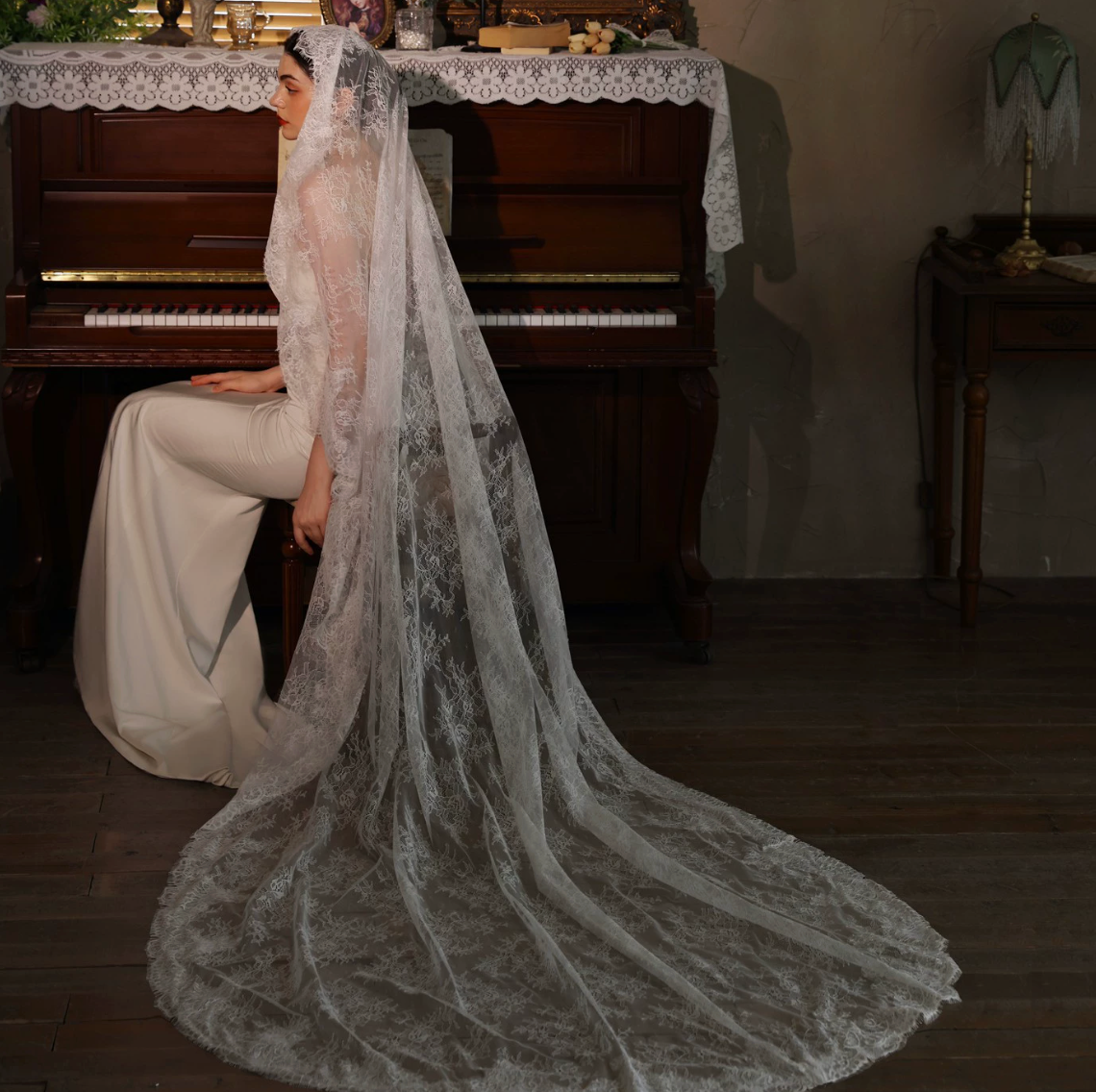 Wedding Bridal Veils — Cathedral, Chapel & Fingertip Lengths | Handcrafted Lace, Pearl & Tulle